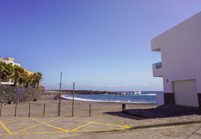 Casa en Arico - Las Eras - The house in front of the sea Casa en Arico - Las Eras - The house in front of the sea