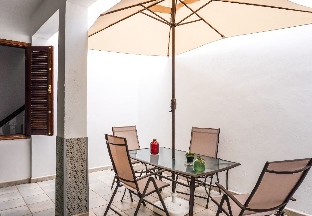 Casa en Los Silos - Casa Ángela, Canarian Heritage Casa en Los Silos - Casa Ángela, Canarian Heritage