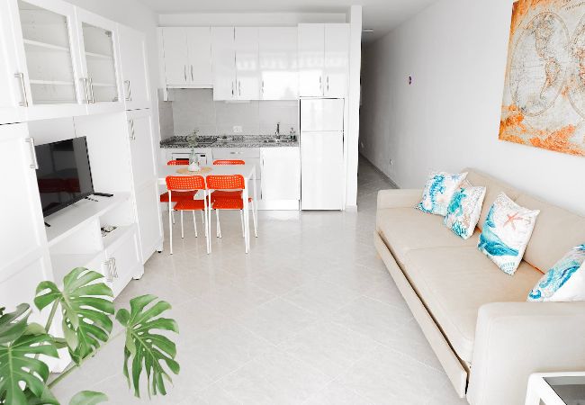 Apartamento en Playa de San Juan - Ocean View, Playa San Juan Apartamento en Playa de San Juan - Ocean View, Playa San Juan