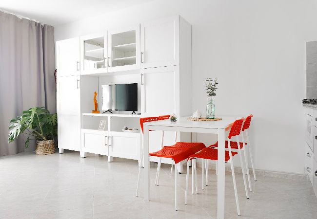 Apartamento en Playa de San Juan - Ocean View, Playa San Juan Apartamento en Playa de San Juan - Ocean View, Playa San Juan