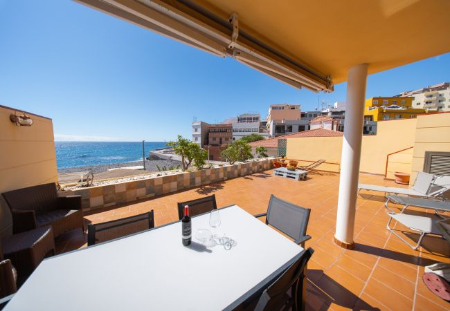 Casa adosada en Candelaria - Sky & Sea The House by the Beach Casa adosada en Candelaria - Sky & Sea The House by the Beach