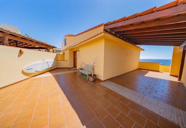Casa adosada en Candelaria - Sky & Sea The House by the Beach Casa adosada en Candelaria - Sky & Sea The House by the Beach