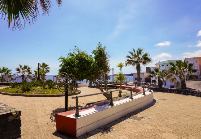 House in Arico - Las Eras - The house in front of the sea House in Arico - Las Eras - The house in front of the sea