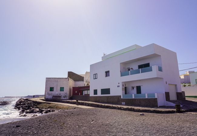 House in Arico - Las Eras - The house in front of the sea House in Arico - Las Eras - The house in front of the sea