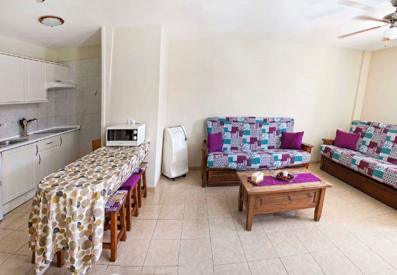 Apartment in Puerto de Santiago - Sunset Apartment, Puerto Santiago Apartment in Puerto de Santiago - Sunset Apartment, Puerto Santiago