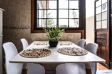 House in Granadilla de Abona - Bright House With Working Space