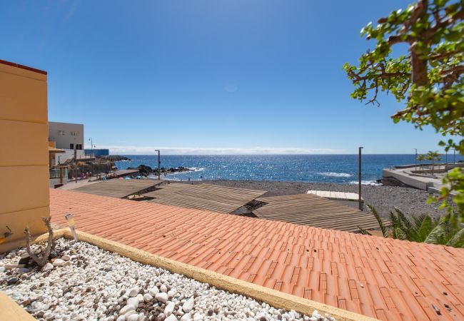Terraced House in Candelaria - Sky & Sea The House by the Beach Terraced House in Candelaria - Sky & Sea The House by the Beach