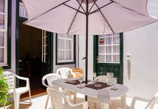 Terraced House in La Orotava - Casa Los Profesores Terraced House in La Orotava - Casa Los Profesores